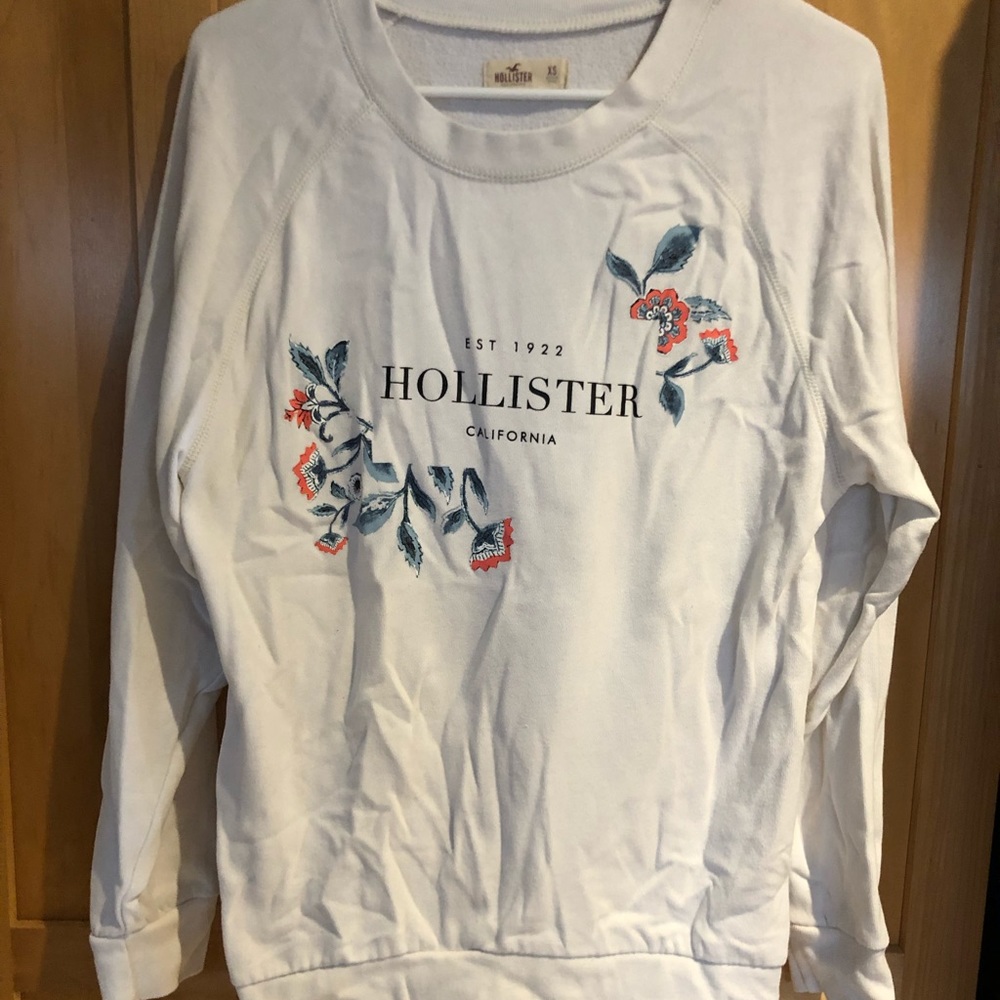 Hollister Pull Over